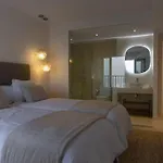 Polo Apartments, Jacaranda 8